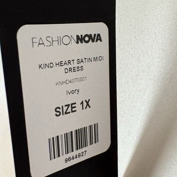 NWT Fashion Nova Satin Midi Dress Strapless Retro Rockabilly Pinup Ivory Sz 1X - Picture 6 of 8